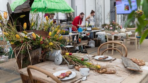 Stand Frühjahrsmesse Sommerlicher Marktplatz