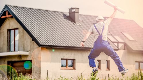 Bauarbeiter vor Haus - Tiroler Hausbau und Energiemesse Gut gebaut