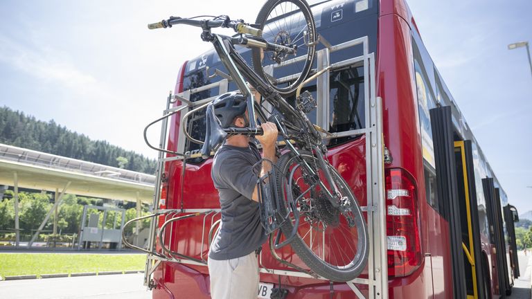 Fahrrad auf Fahrradträger